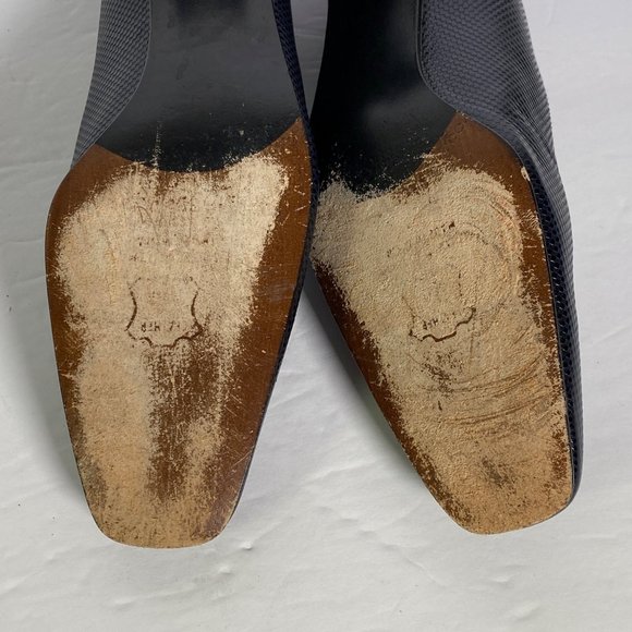 Stuart Weitzman Classic Navy Block Heel Pump Square Toe Vintage Women's 9 AA - Picture 13 of 16